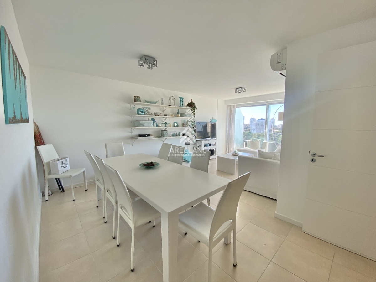 Apartamento ID.1279 - VENTA DE APARTAMENTO PENTHOUSE DE 3 DORMITORIOS EN MANSA PUNTA DEL ESTE 