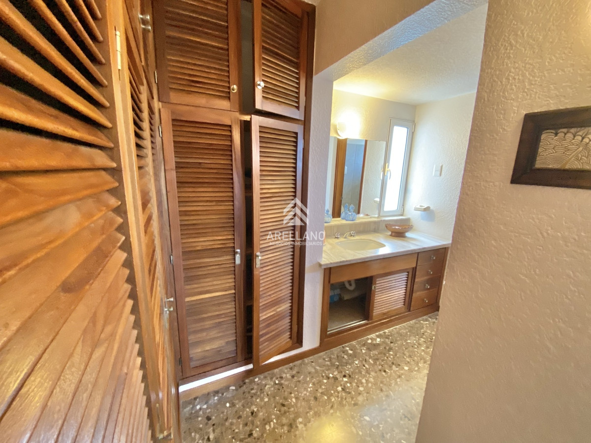 Apartamento ID.2963 - ALQUILER TEMPORAL 3 DORMITORIOS 2 BAÑOS EN MALECON IV