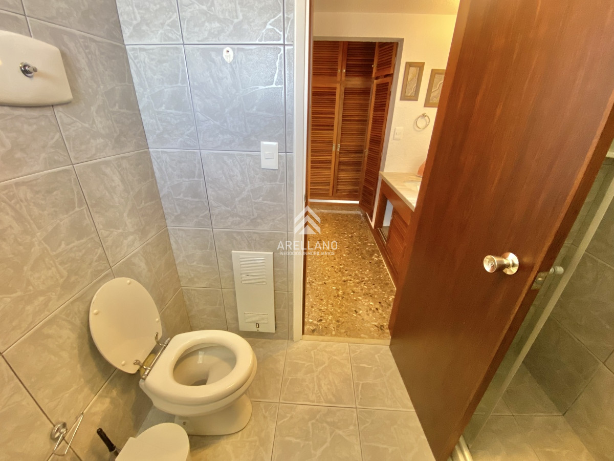 Apartamento ID.2963 - ALQUILER TEMPORAL 3 DORMITORIOS 2 BAÑOS EN MALECON IV