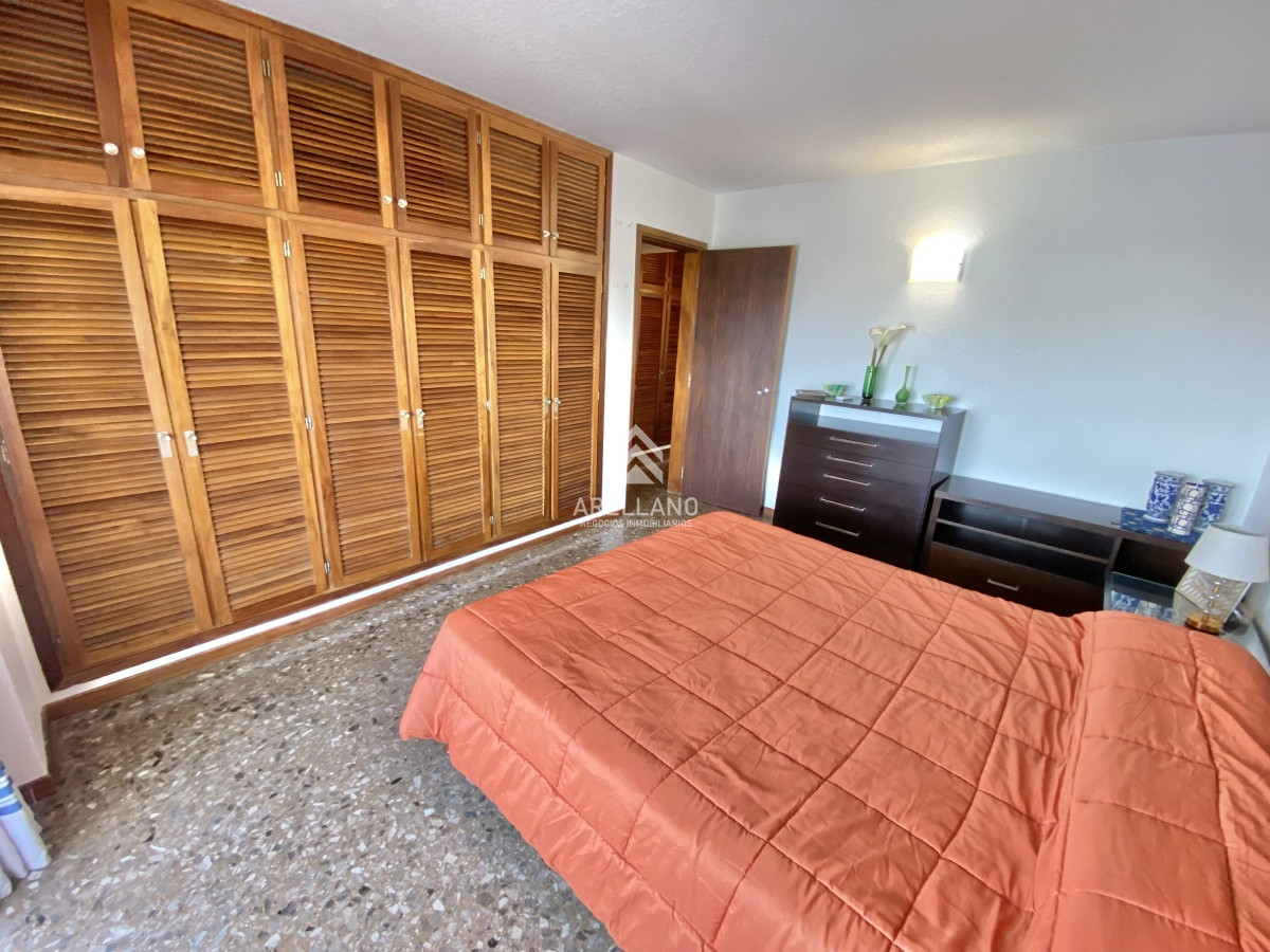 Apartamento ID.2963 - ALQUILER TEMPORAL 3 DORMITORIOS 2 BAÑOS EN MALECON IV