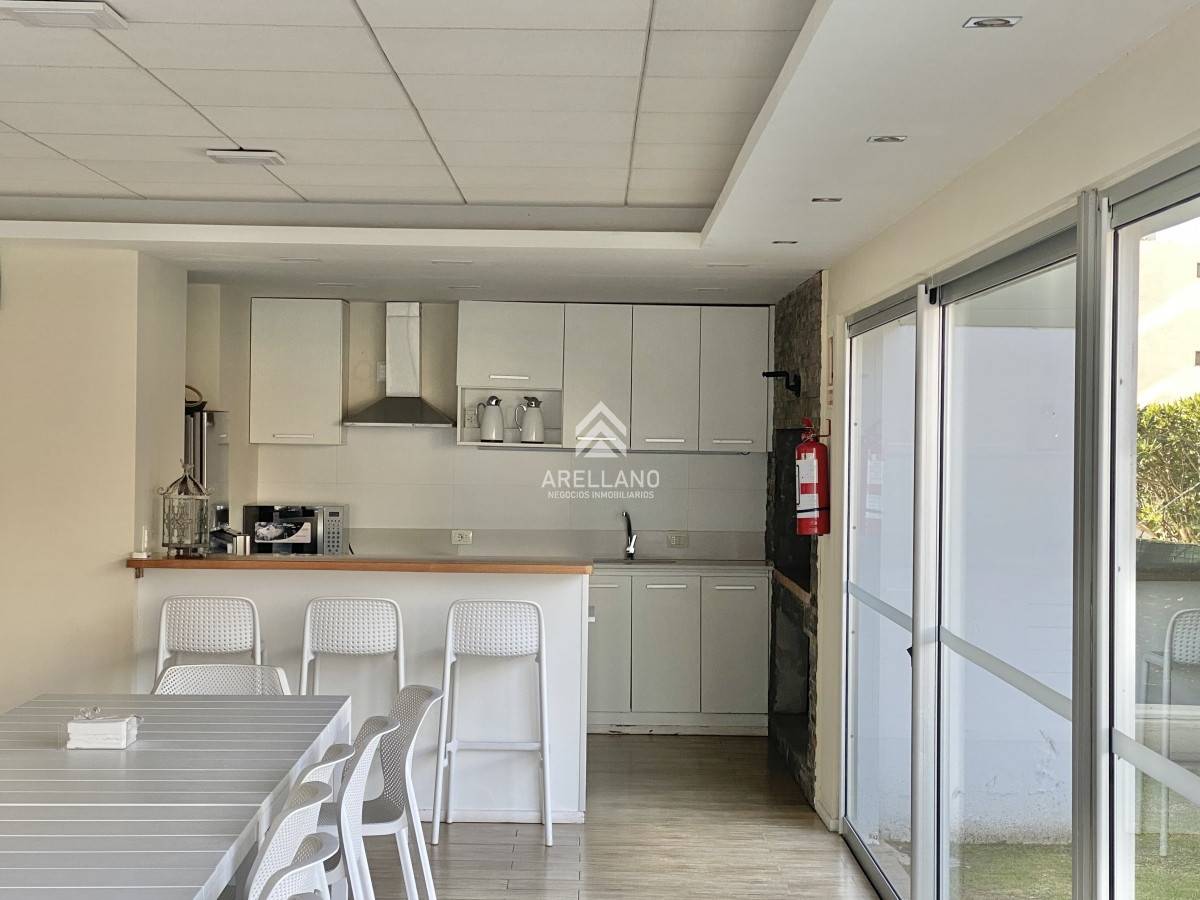 Apartamento ID.2963 - ALQUILER TEMPORAL 3 DORMITORIOS 2 BAÑOS EN MALECON IV