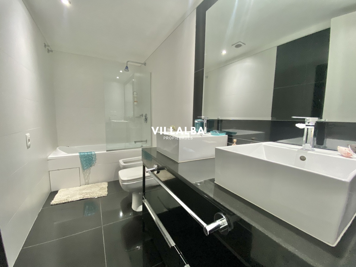 Apartamento ID.1468 - VENTA DE APARTAMENTO DE 3 SUITES EN EDIFICIO ARTOWER PUNTA DEL ESTE 