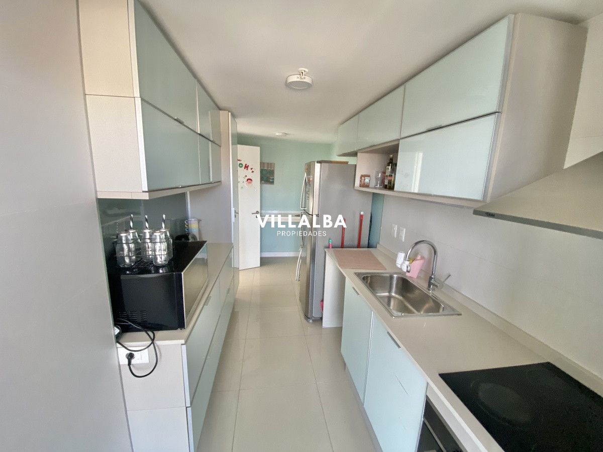 Apartamento ID.1468 - VENTA DE APARTAMENTO DE 3 SUITES EN EDIFICIO ARTOWER PUNTA DEL ESTE 