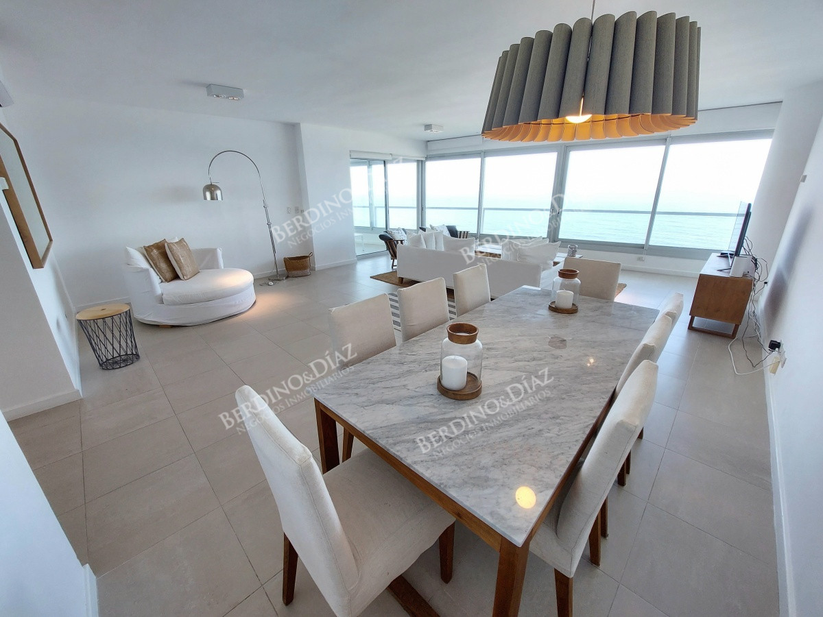 Apartamento ID.2915 - Venta 3 dormitorios Edificio Le Parc 
