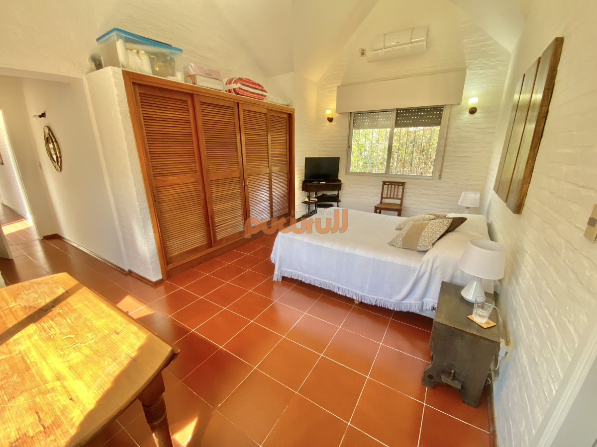 Casa ID.2008 - CASA EN VENTA 3 DORMITORIOS 3 BAÑOS 2 SUITE