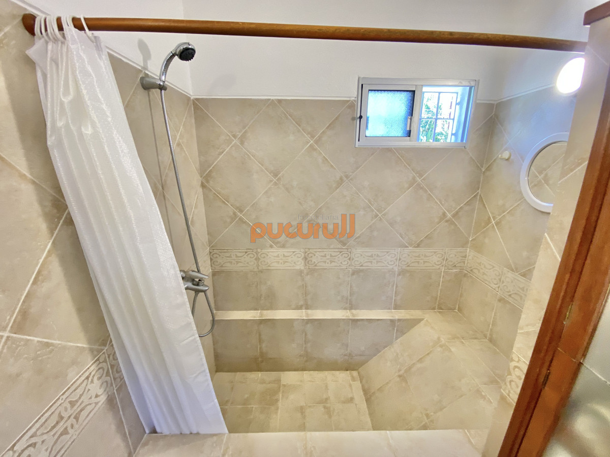 Casa ID.2008 - CASA EN VENTA 3 DORMITORIOS 3 BAÑOS 2 SUITE
