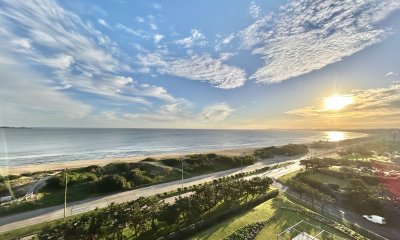 En Venta, Apartamento de 2 Dormitorios en Venetian, Playa Mansa - Punta del Este