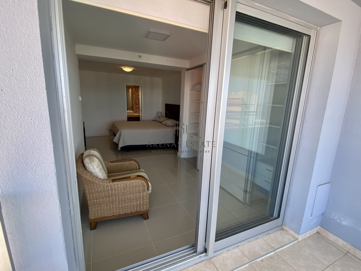 Apartamento ID.2135 - Venta apto en Playa Brava   Edificio Forest tower II 