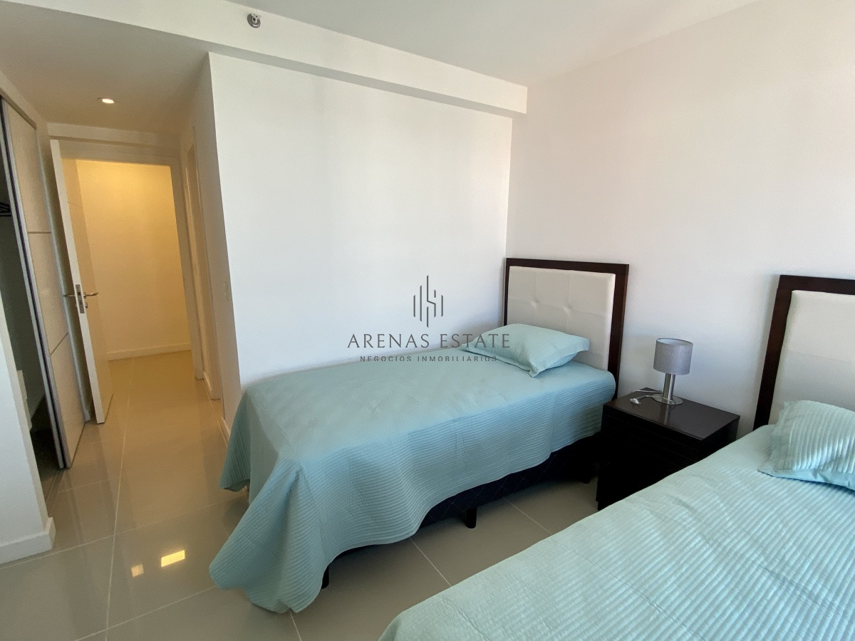 Apartamento ID.2135 - Venta apto en Playa Brava   Edificio Forest tower II 