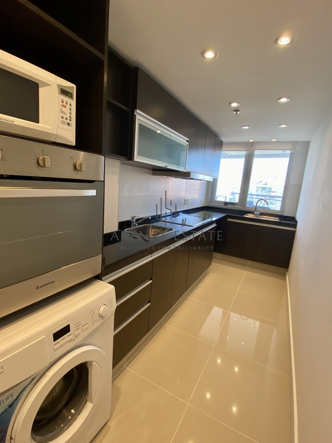 Apartamento ID.2135 - Venta apto en Playa Brava   Edificio Forest tower II 