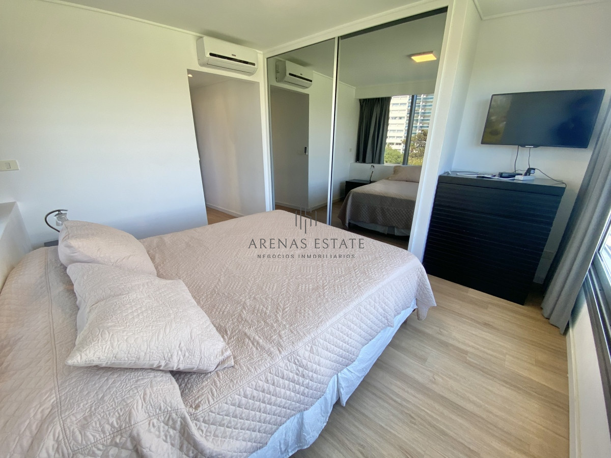Apartamento ID.2134 -  VENTA APTO EN PLAYA MANSA 