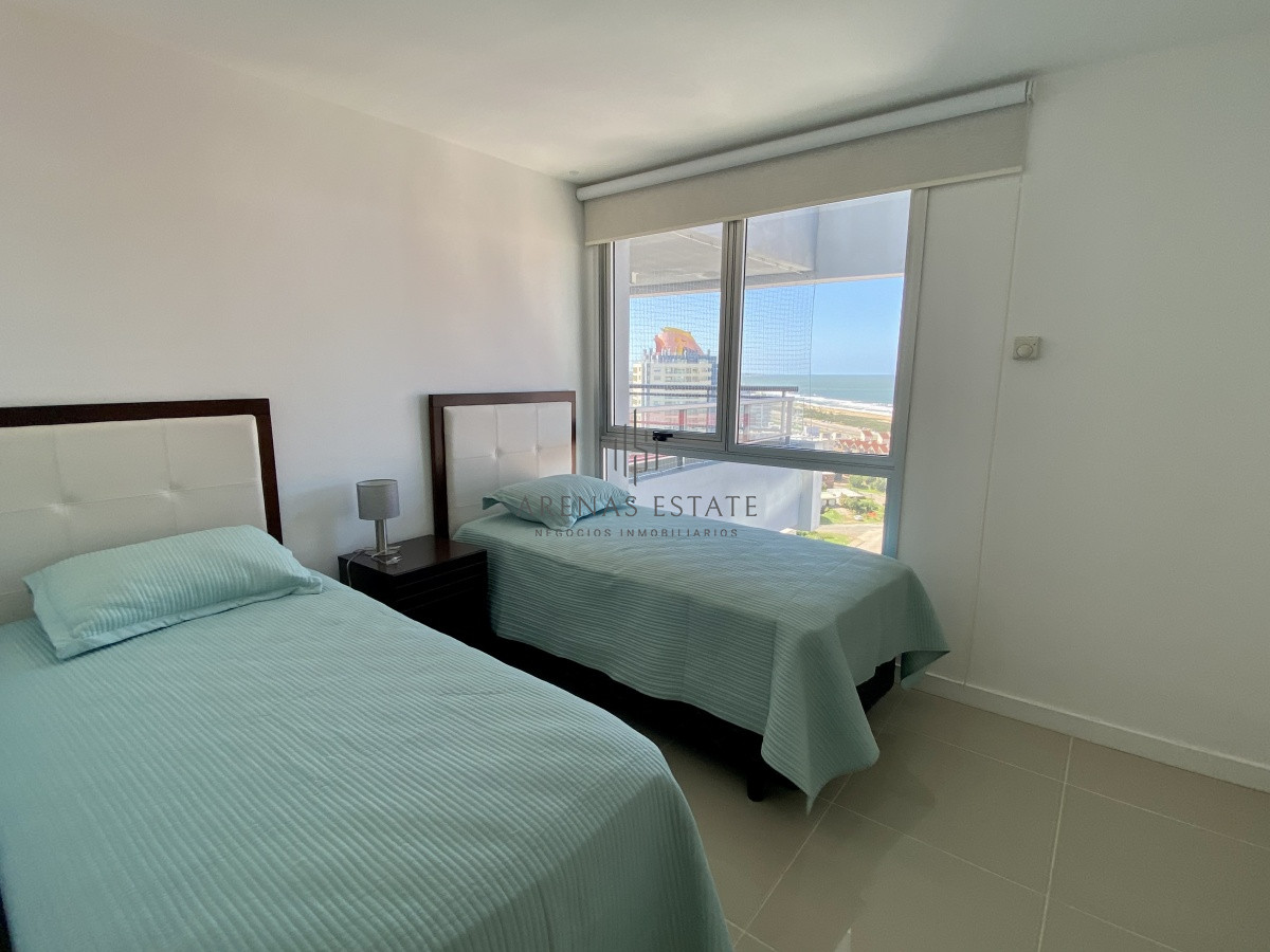 Apartamento ID.2135 - Venta apto en Playa Brava   Edificio Forest tower II 
