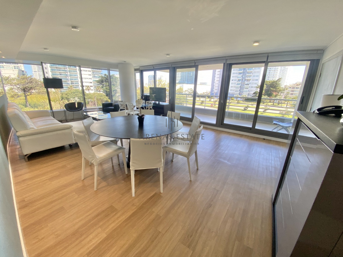 Apartamento ID.2134 -  VENTA APTO EN PLAYA MANSA 