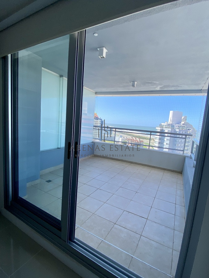 Apartamento ID.2135 - Venta apto en Playa Brava   Edificio Forest tower II 