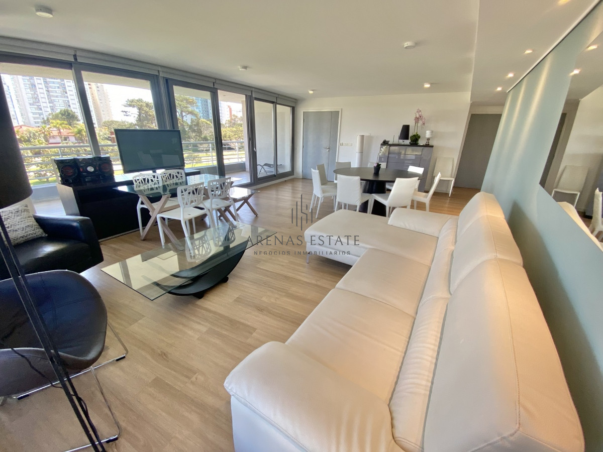 Apartamento ID.2134 -  VENTA APTO EN PLAYA MANSA 
