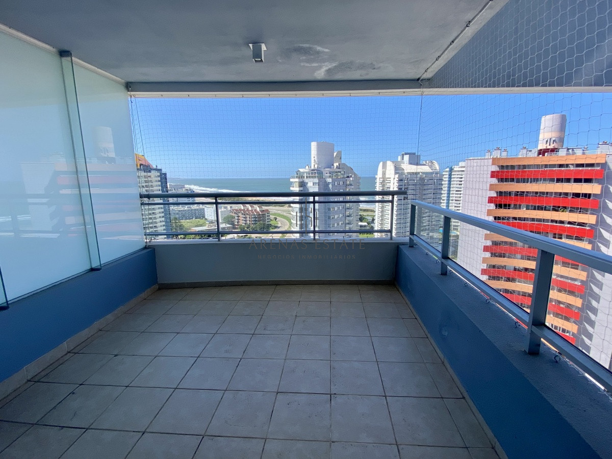 Apartamento ID.2135 - Venta apto en Playa Brava   Edificio Forest tower II 