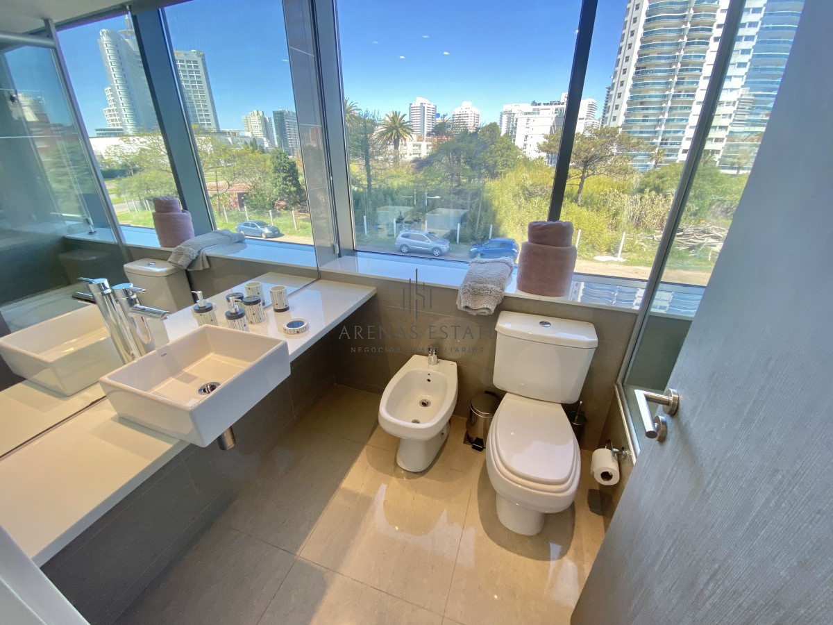 Apartamento ID.2134 -  VENTA APTO EN PLAYA MANSA 