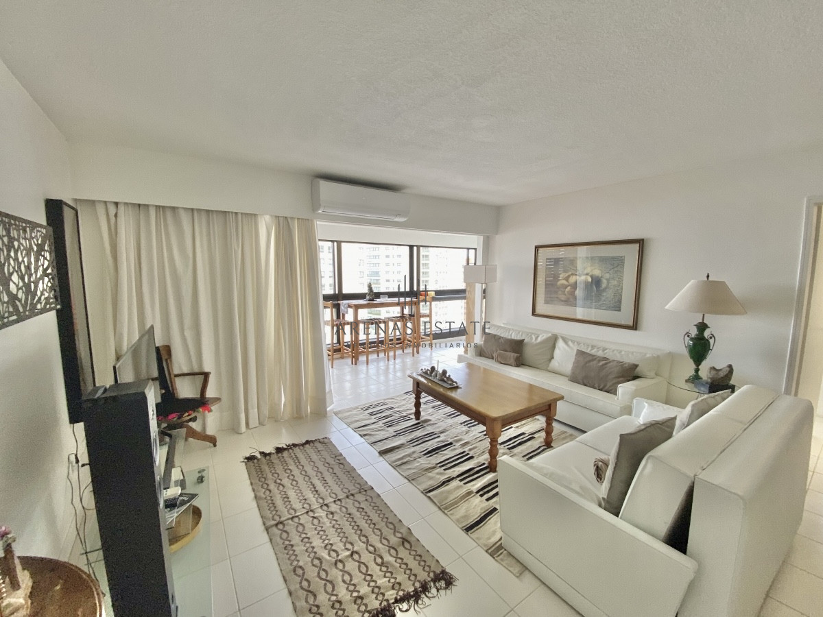 Apartamento ID.1770 - Venta de apartamento de dos dormitorios reciclado 