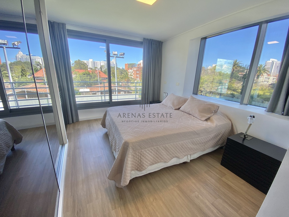 Apartamento ID.2134 -  VENTA APTO EN PLAYA MANSA 
