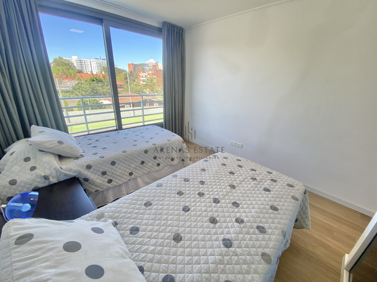 Apartamento ID.2134 -  VENTA APTO EN PLAYA MANSA 
