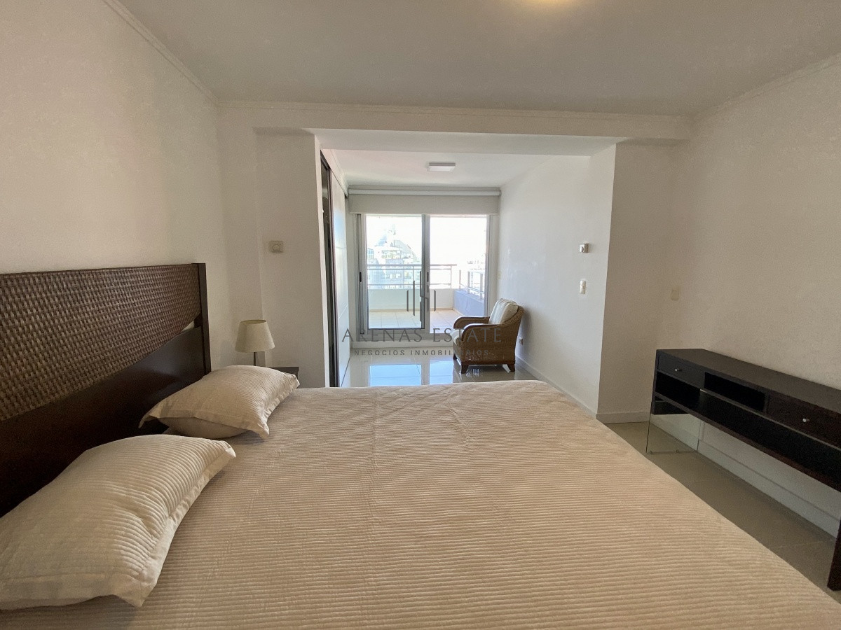 Apartamento ID.2135 - Venta apto en Playa Brava   Edificio Forest tower II 