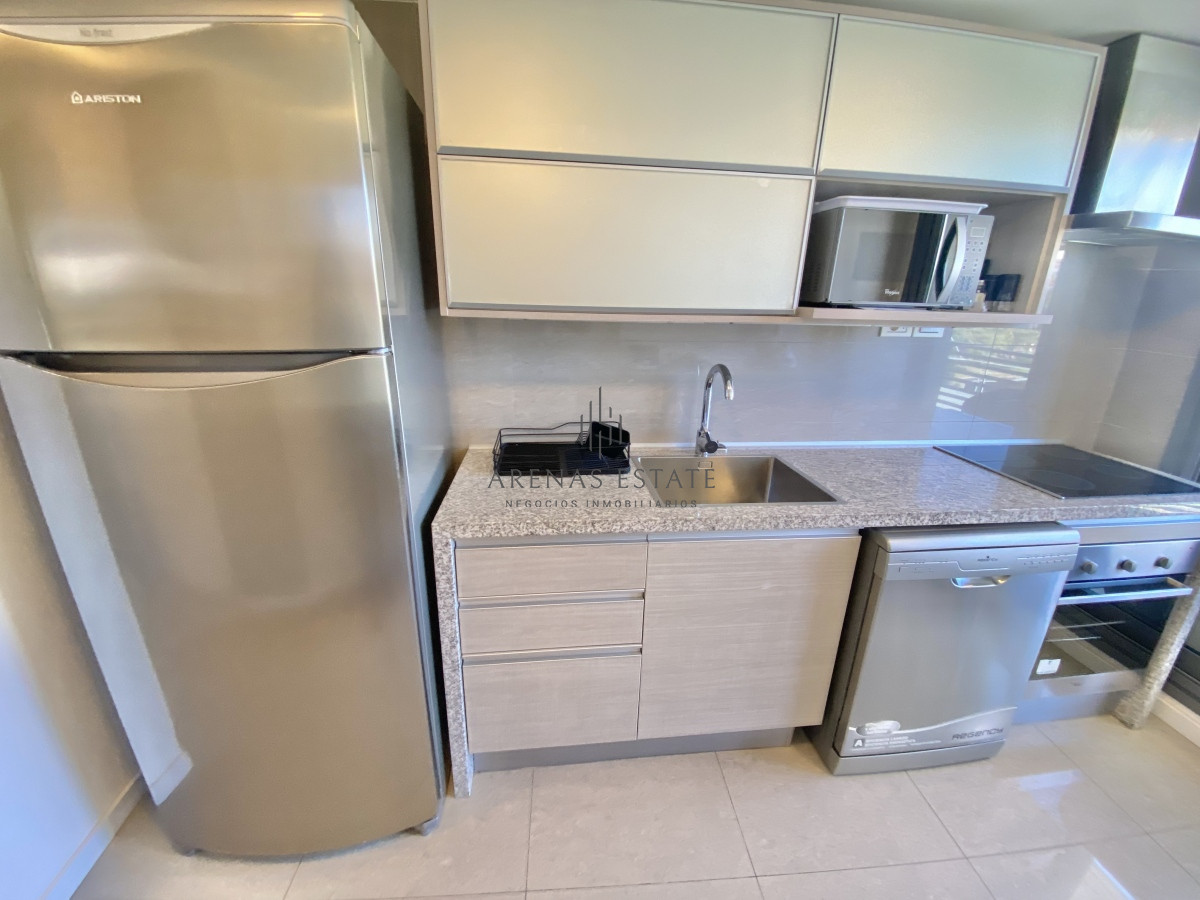 Apartamento ID.2134 -  VENTA APTO EN PLAYA MANSA 