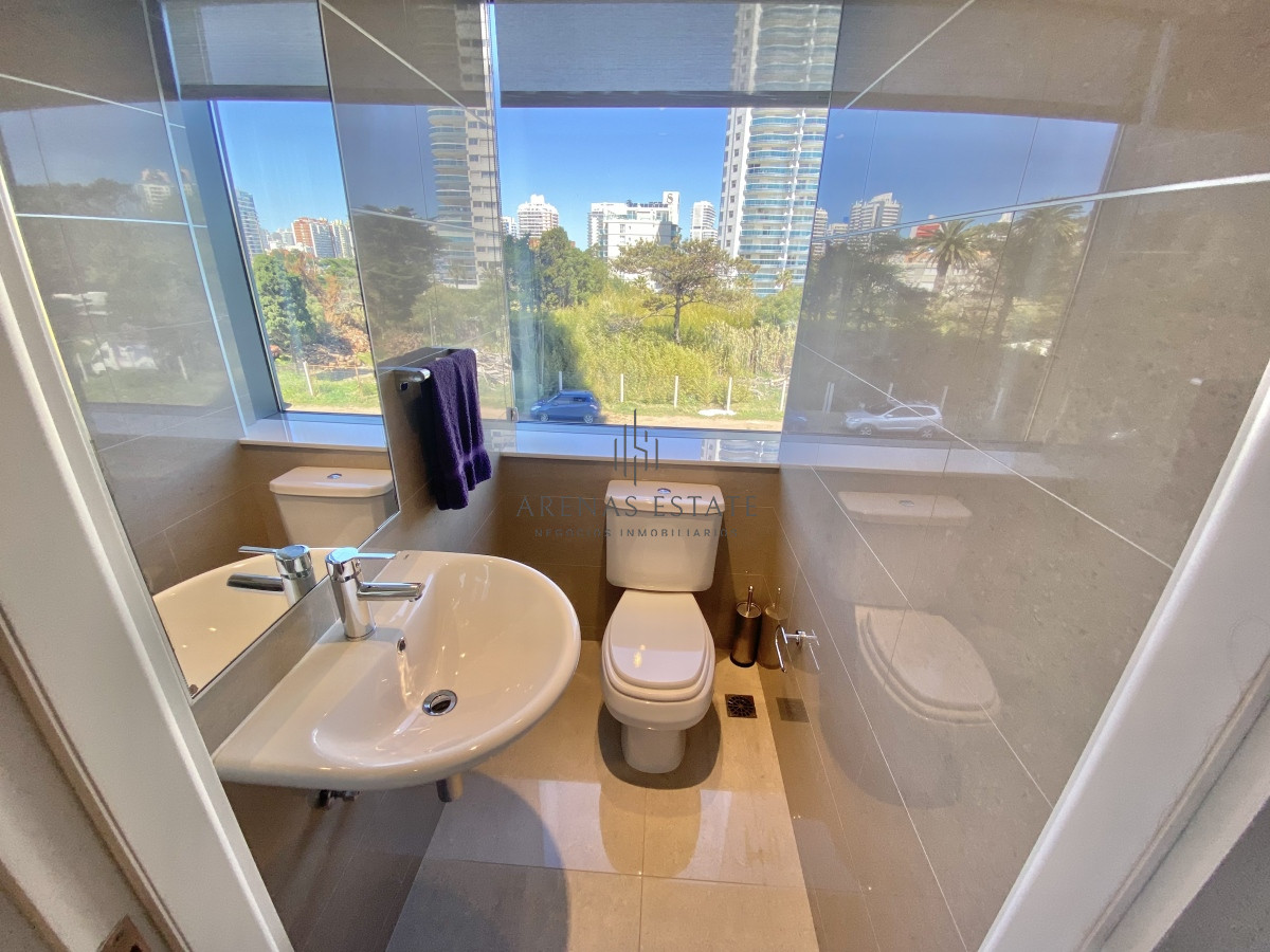 Apartamento ID.2134 -  VENTA APTO EN PLAYA MANSA 