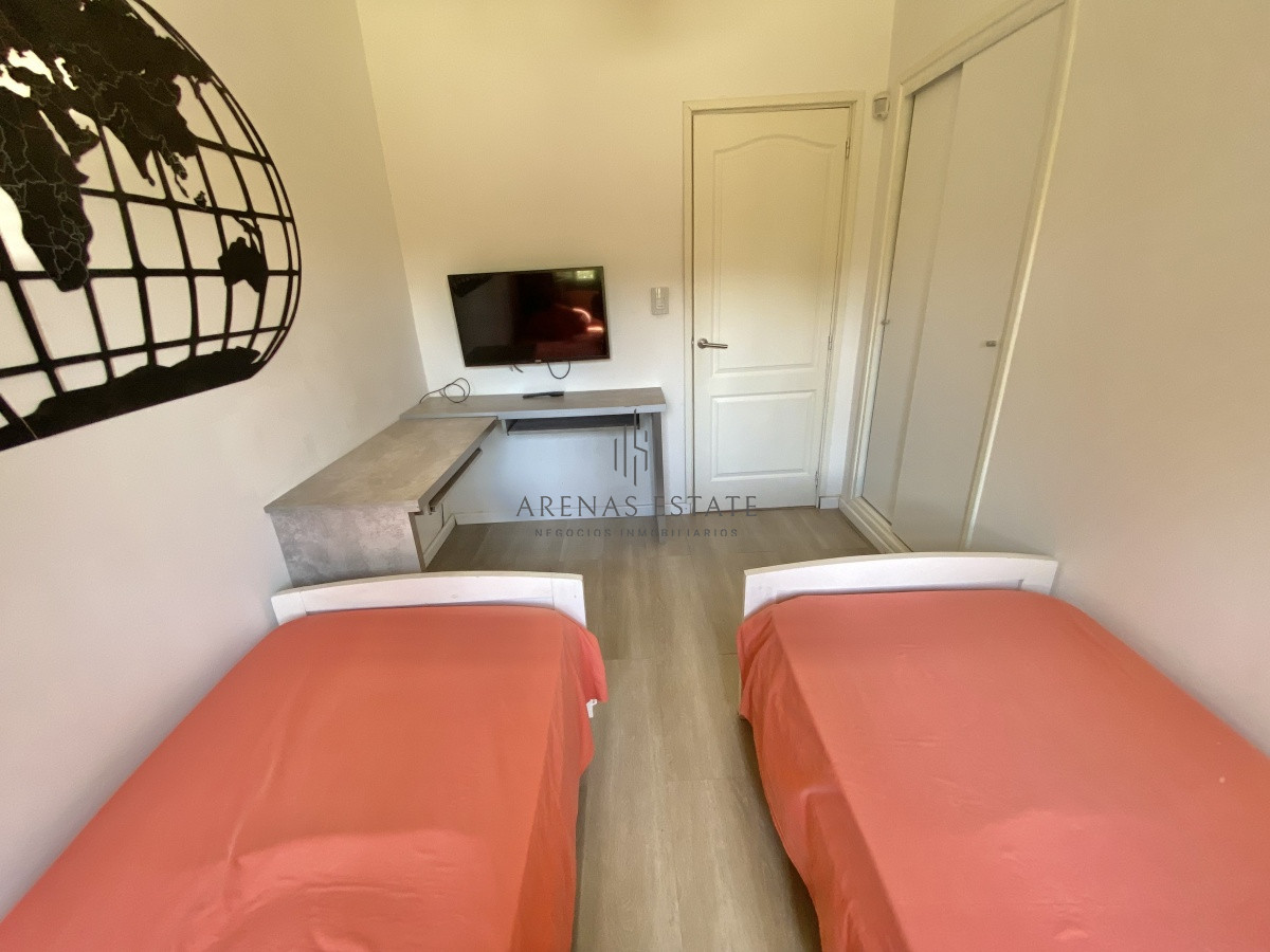 Casa ID.2960 - ALQUILER ANUAL CASA 3 DORMITORIOS CON PISCINA MANSA