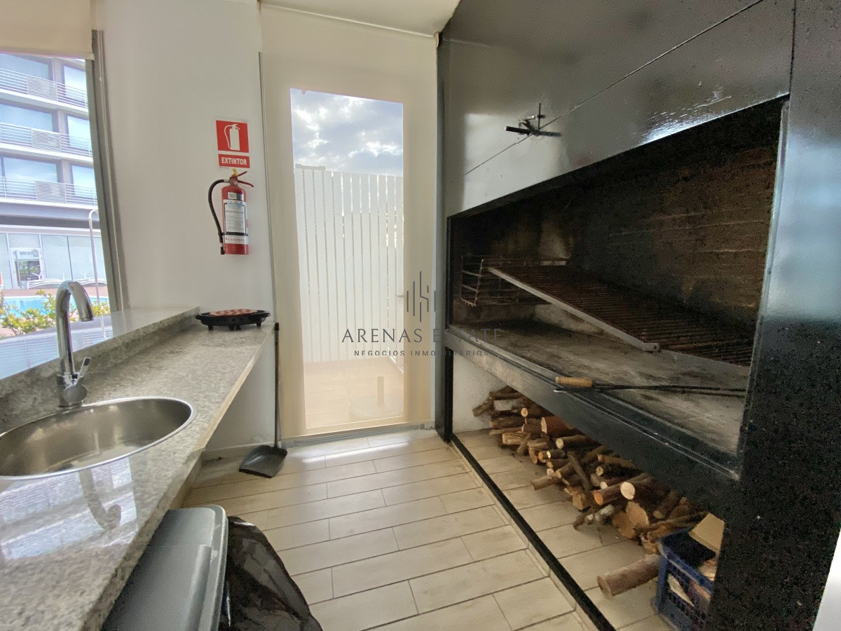 Apartamento ID.2134 -  VENTA APTO EN PLAYA MANSA 