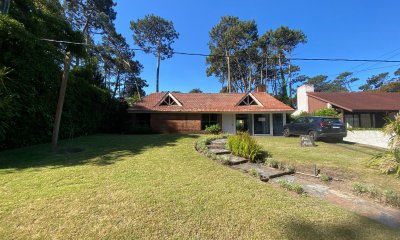 CHALET DE EPOCA EN MUY BUEN ESTADO 3 DORMITORIOS 2 BAÑOS
