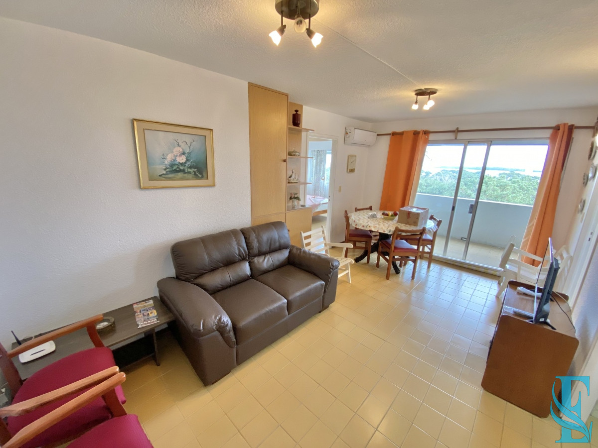 Apartamento ID.412 - VENTA DE APARTAMENTO DE 2 DORMITORIOS EN ROOSEVELT PUNTA DEL EST