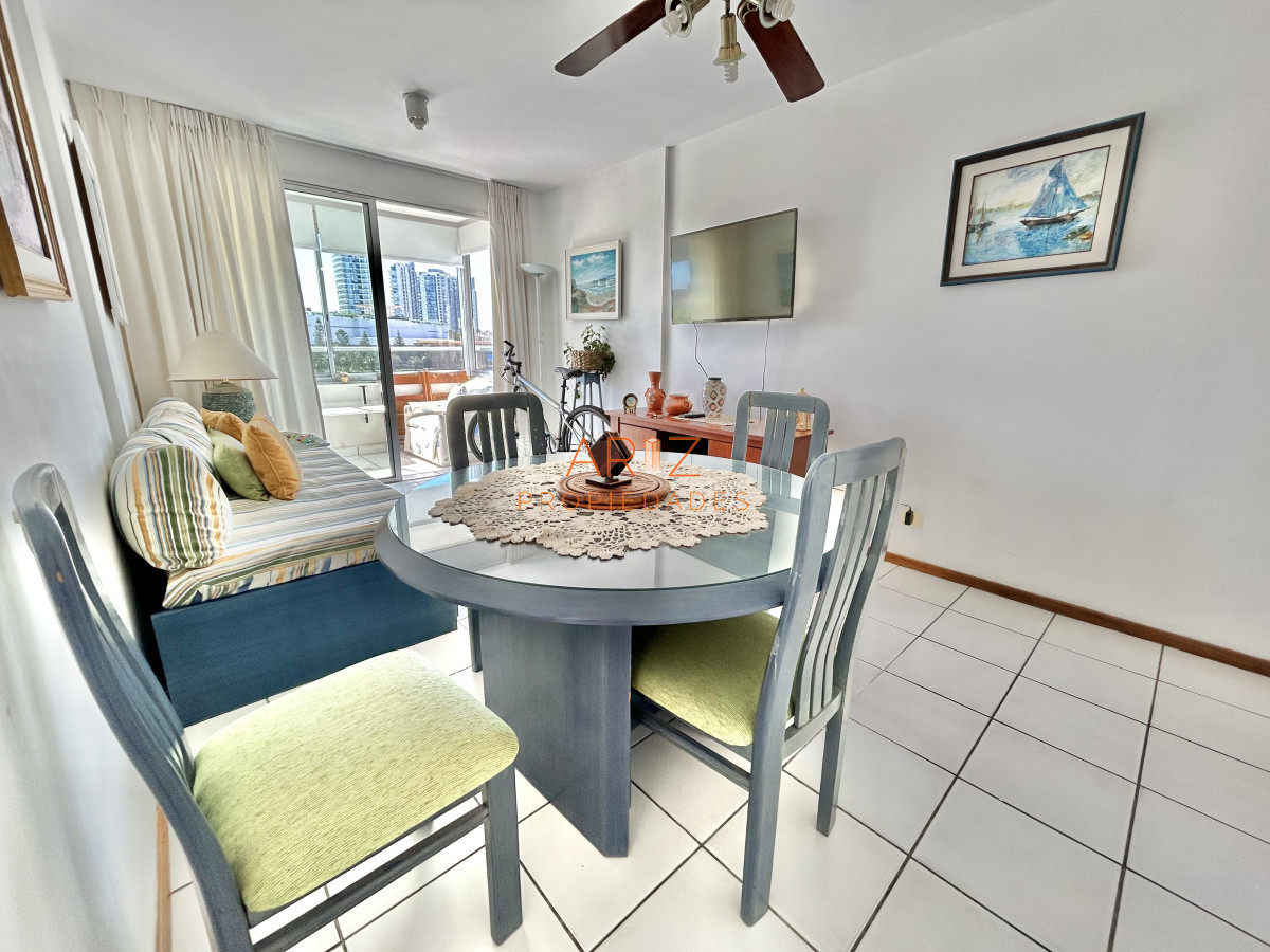 Apartamento ID.2369 - VENTA APARTAMENTO 1 DORMITORIO EN EDIFICIO CAP FERRAT 