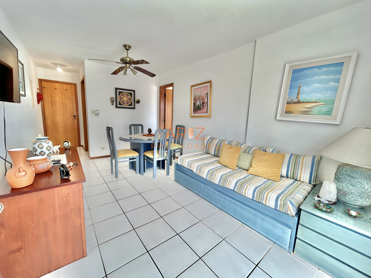 Apartamento ID.2369 - VENTA APARTAMENTO 1 DORMITORIO EN EDIFICIO CAP FERRAT 
