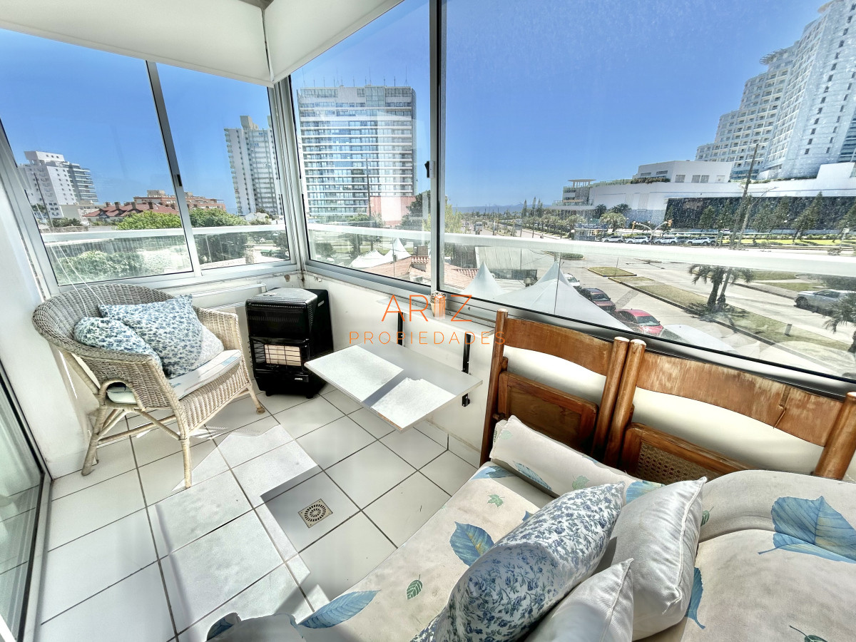 Apartamento ID.2369 - VENTA APARTAMENTO 1 DORMITORIO EN EDIFICIO CAP FERRAT 