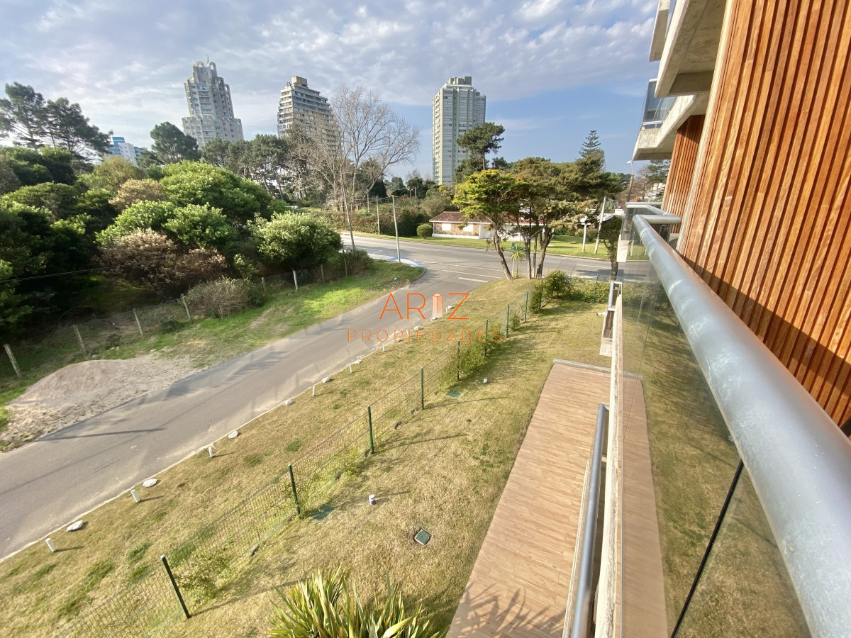 Apartamento ID.2370 - APARTAMENTO DE 1 DORMITORIO 1 BAÑO EN VENTA EN MANSA INN R