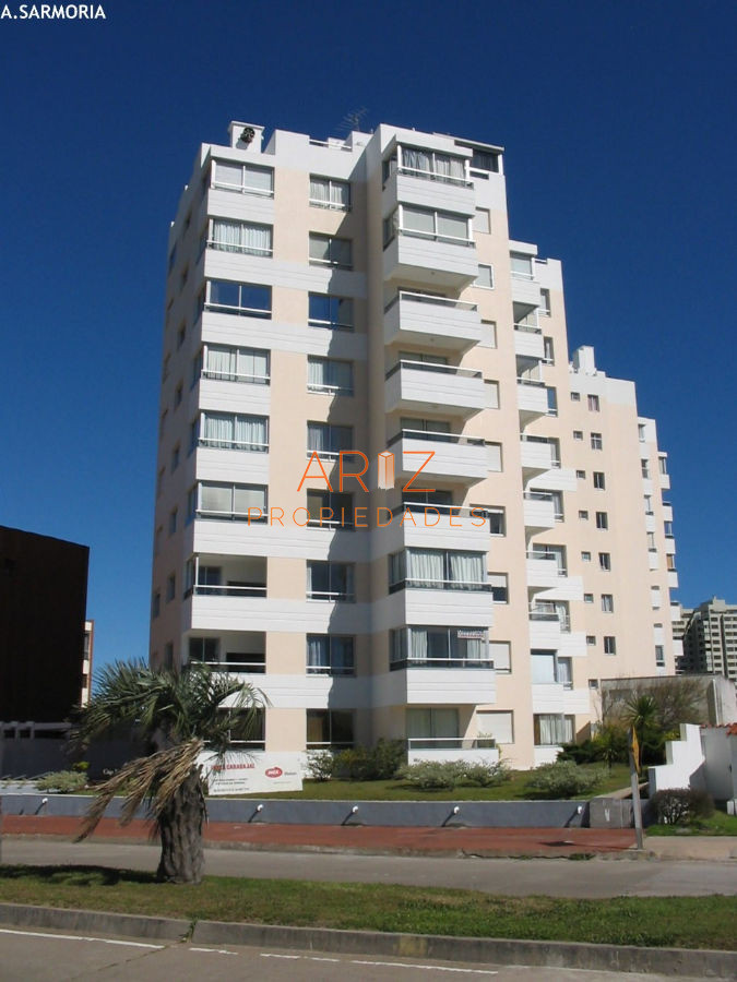 Apartamento ID.2369 - VENTA APARTAMENTO 1 DORMITORIO EN EDIFICIO CAP FERRAT 
