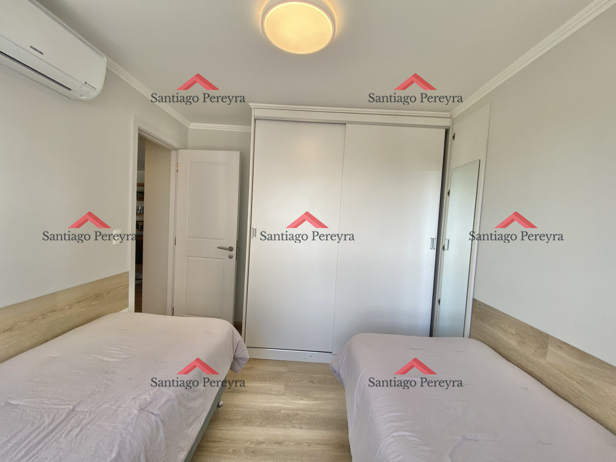 Apartamento ID.12807 - VENTA DE APARTAMENTO DE 2 DORMITORIOS EN PLACE LAFAYETTE PUNTA DEL ESTE 