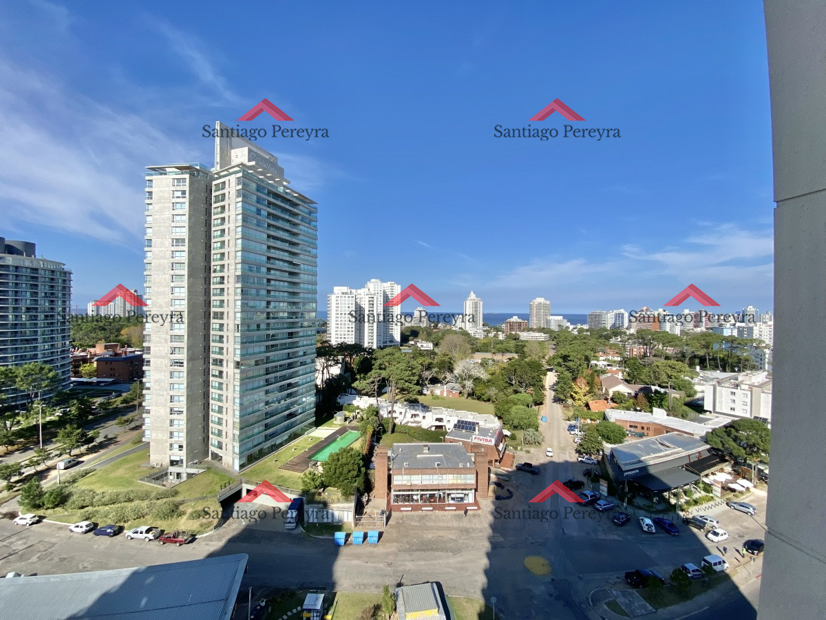 Apartamento ID.12807 - VENTA DE APARTAMENTO DE 2 DORMITORIOS EN PLACE LAFAYETTE PUNTA DEL ESTE 