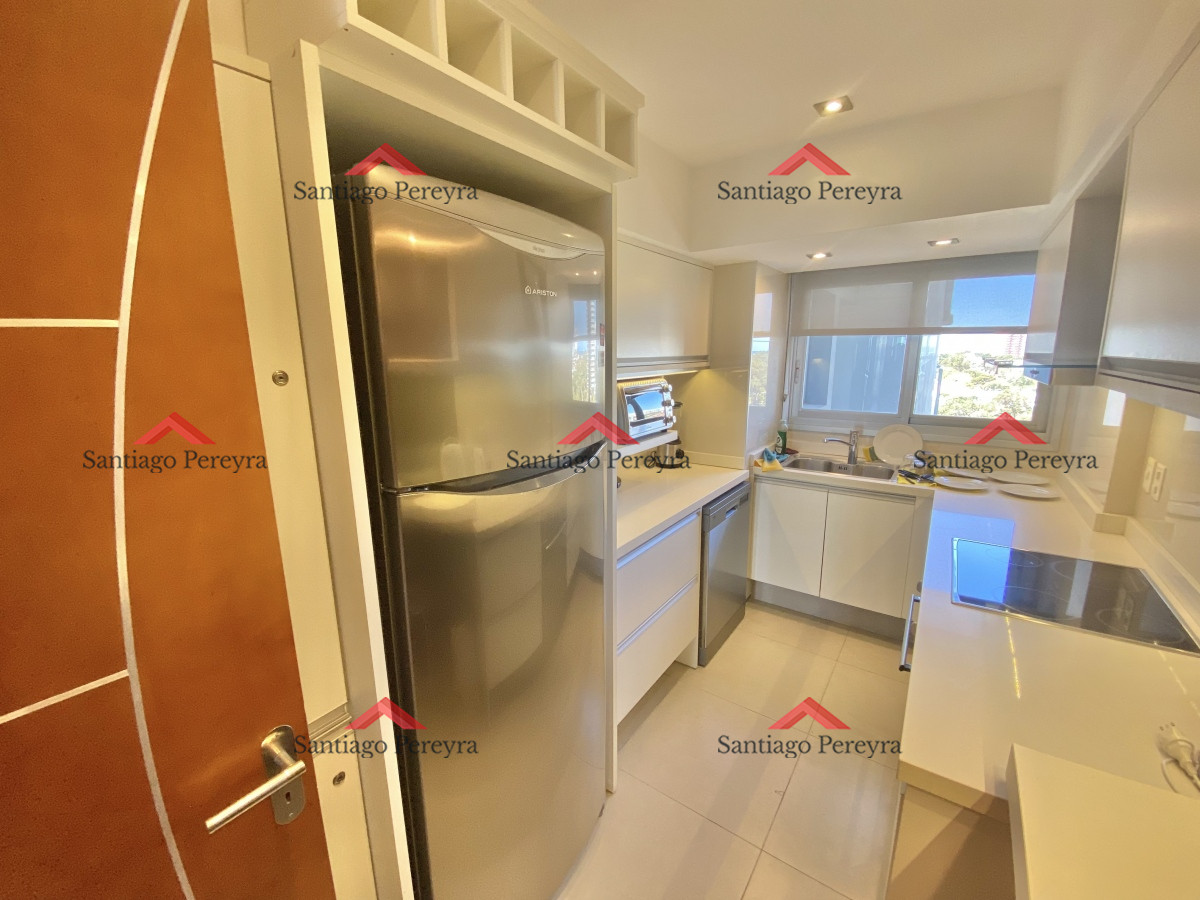 Apartamento ID.15484 - ALQUILER ANUAL-INVERNAL DE APARTAMENTO DE 2 DORMITORIOS EN EDIFICIO MIAMI BOULEVARD