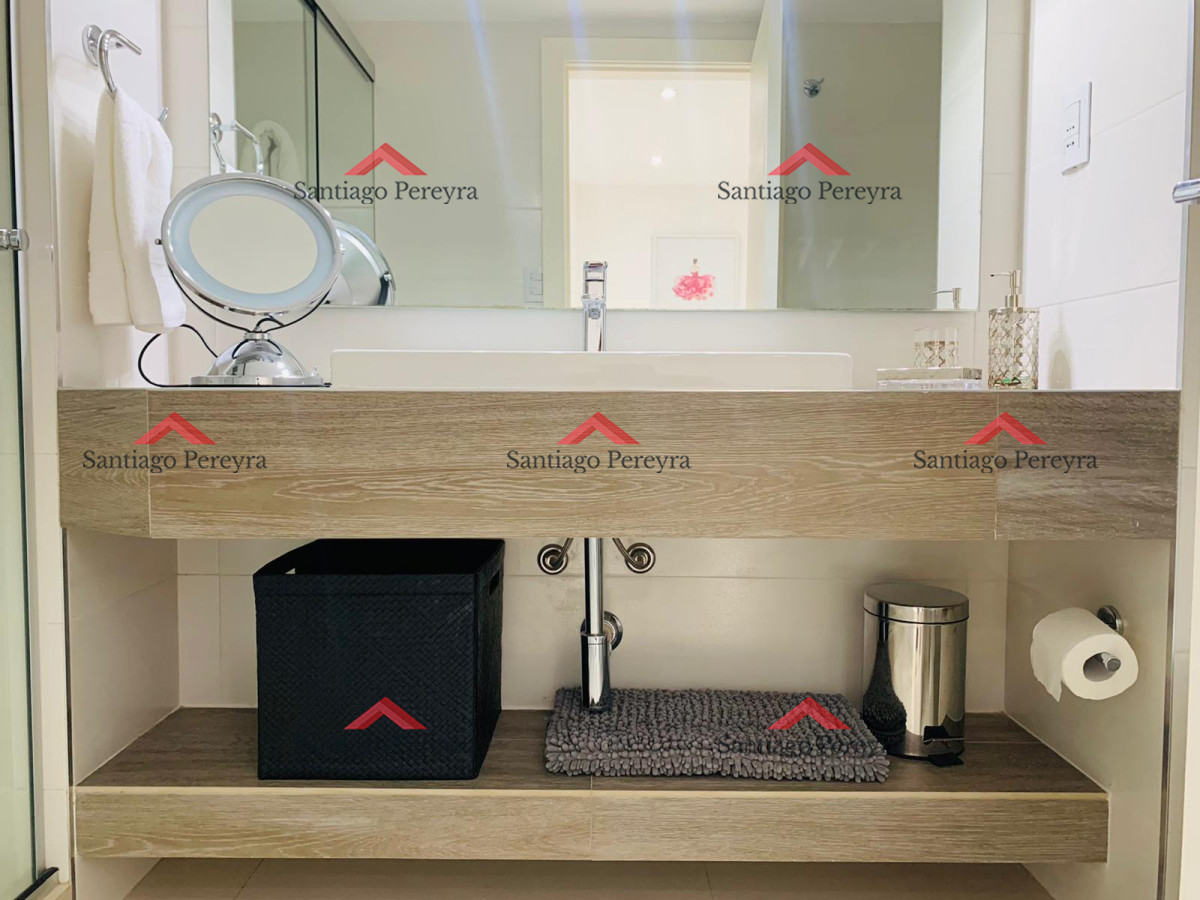 Apartamento ID.13113 - VENTA DE APARTAMENTO DE 2 DORMITORIOS EN TORRE CRISTAL PUNTA DEL ESTE 