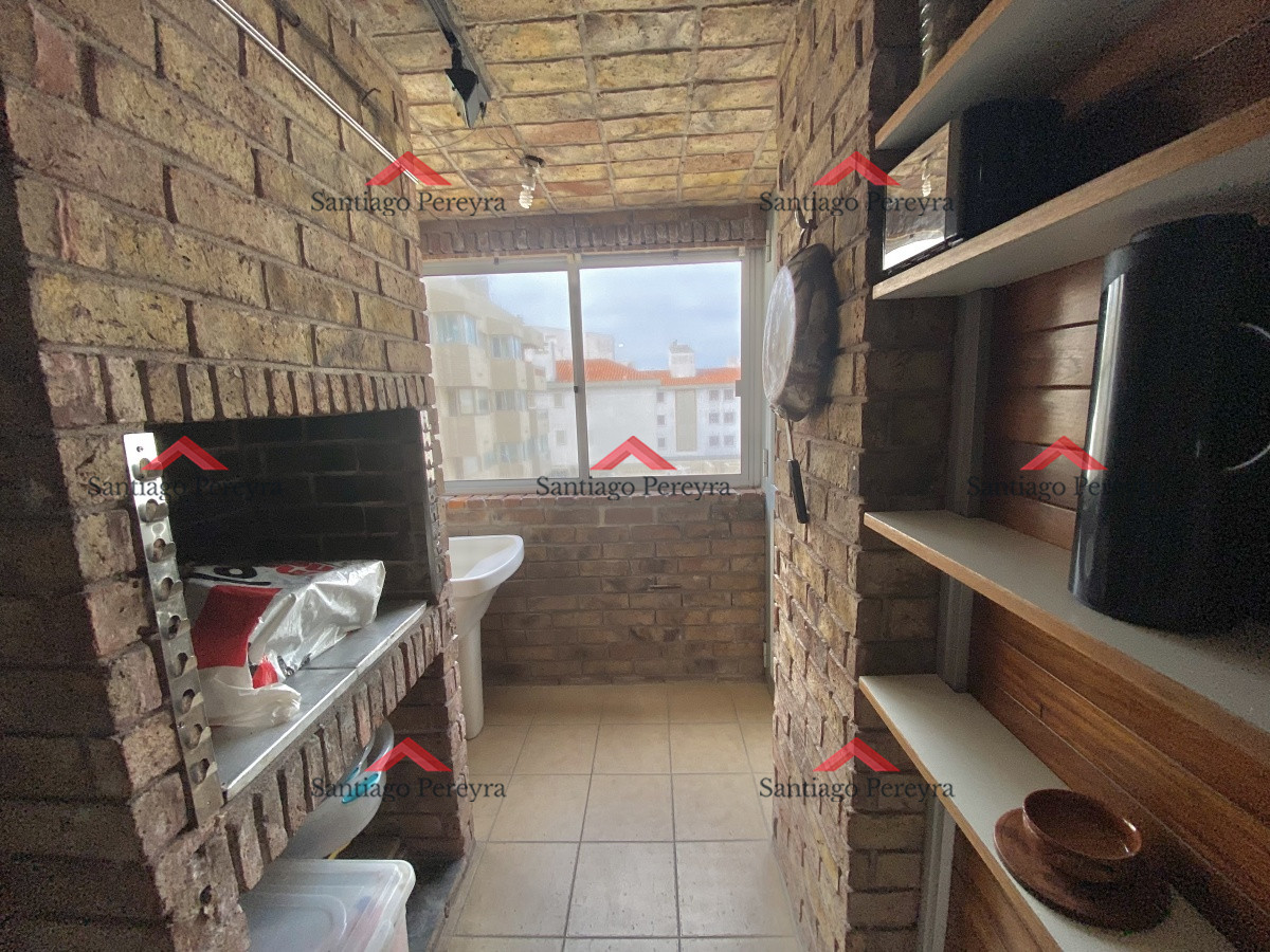 Apartamento ID.13102 - Venta de Apartamento en Edificio Porto Santo 