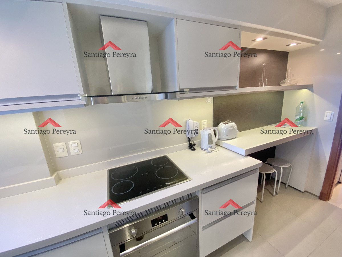 Apartamento ID.15484 - ALQUILER ANUAL-INVERNAL DE APARTAMENTO DE 2 DORMITORIOS EN EDIFICIO MIAMI BOULEVARD