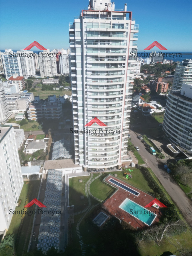Apartamento ID.8724 - VENTA DE APARTAMENTO DE 2 DORMITORIOS EN EDIFICIO ICON BRAVA PUNTA DEL ESTE