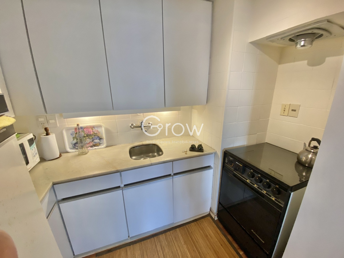 Apartamento ID.1449 - VENTA DE APARTAMENTO DE 1 DORMITORIO EN EDIFICIO LIBERTADOR PUNTA DEL ESTE 