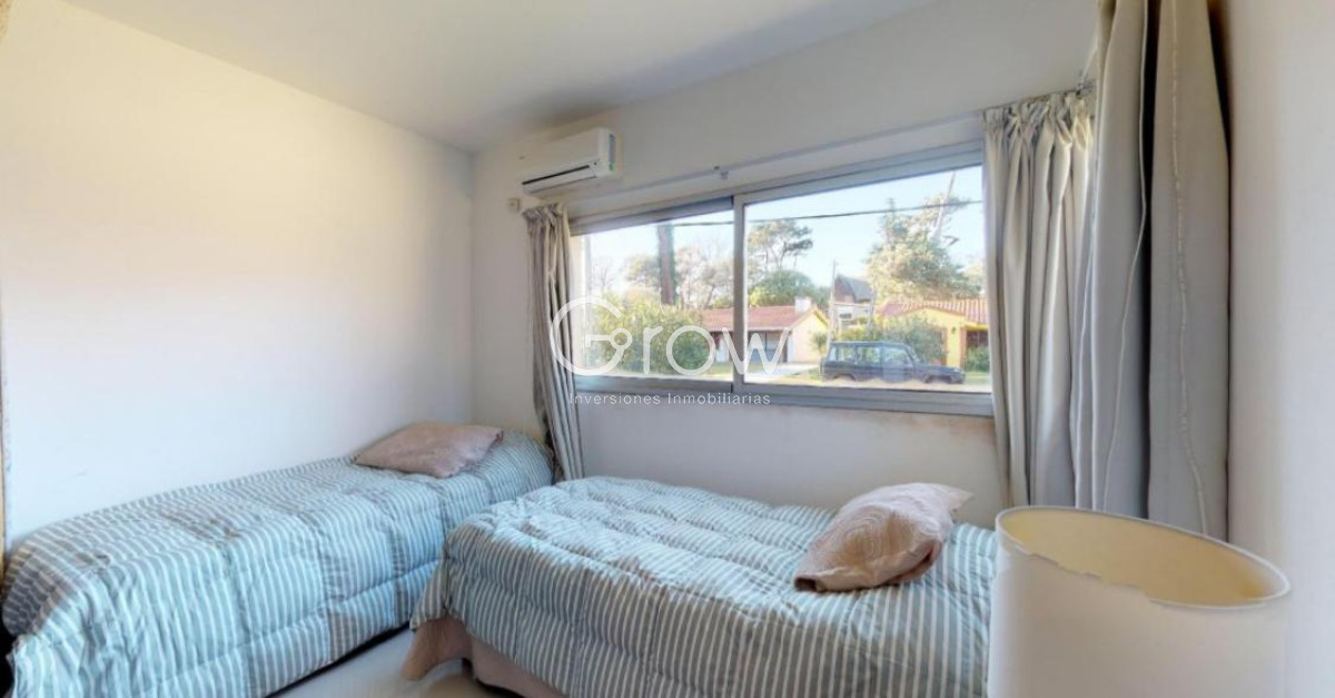Casa ID.444 - VENTA DE CASA DE 3 DORMITORIOS EN MANSA PUNTA DEL ESTE 