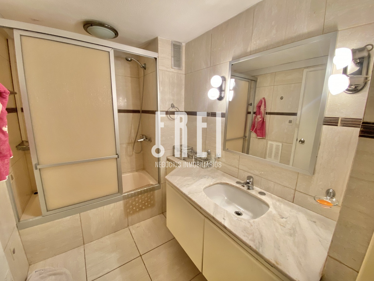 Apartamento ID.143 - VENTA APTO 2 DORMITORIOS + DEPENDENCIA BRAVA PUNTA DEL ESTE
