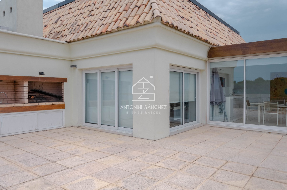 Apartamento ID.537 - PentHouse en venta y alquiler en Veramansa