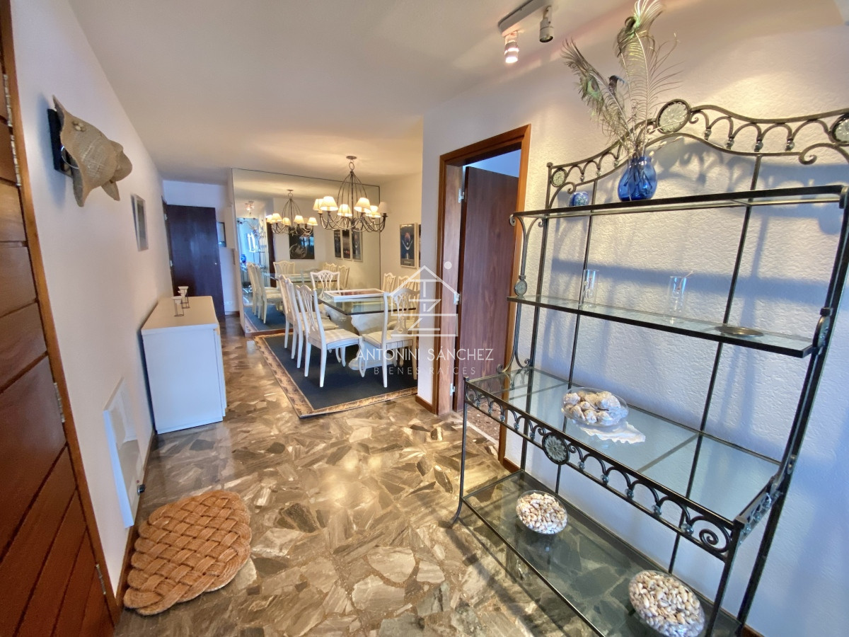 Apartamento ID.521 - Apartamento en alquiler Invernal 3 Dormitorios 2 Baños 1 en Suites en Malecon IV