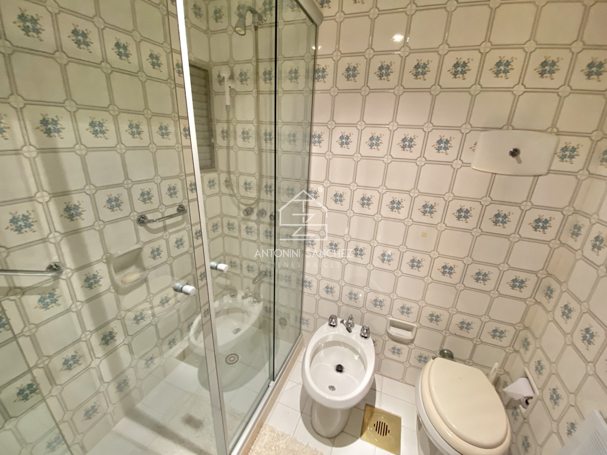 Apartamento ID.521 - Apartamento en alquiler Invernal 3 Dormitorios 2 Baños 1 en Suites en Malecon IV
