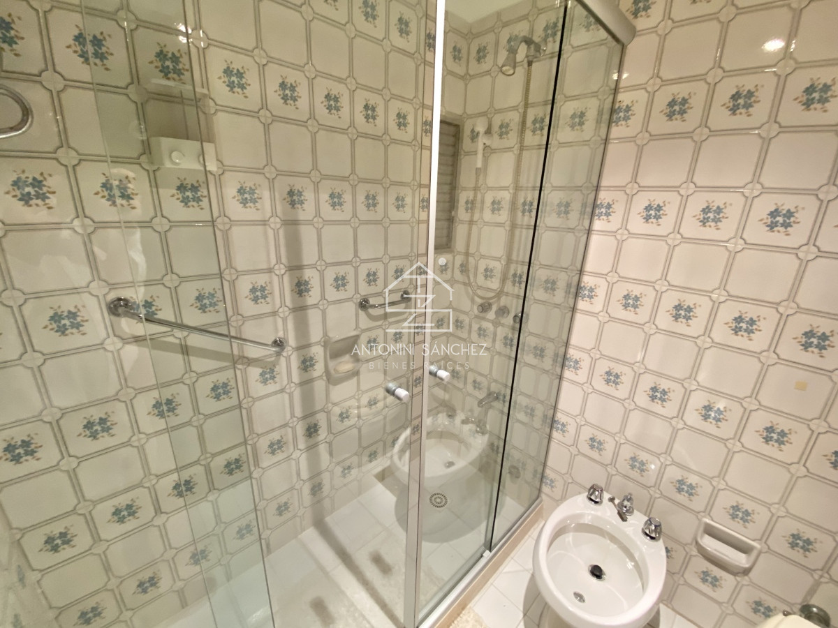 Apartamento ID.521 - Apartamento en alquiler Invernal 3 Dormitorios 2 Baños 1 en Suites en Malecon IV